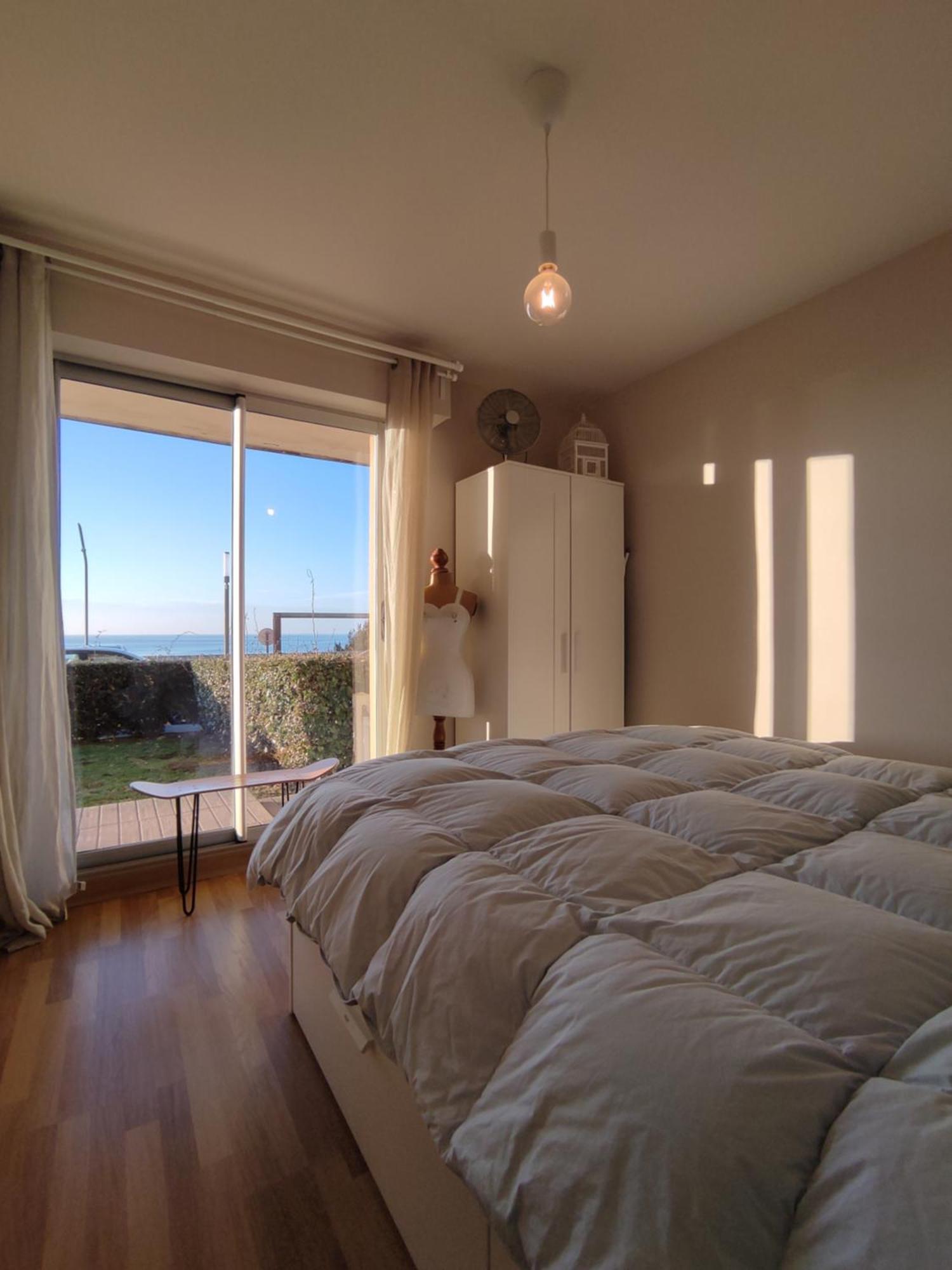 Ideal En Amoureux, Vue Et Jardin ! Lumineux A Tharon-plage